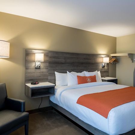 Amsterdam Inn & Suites Moncton Exteriör bild
