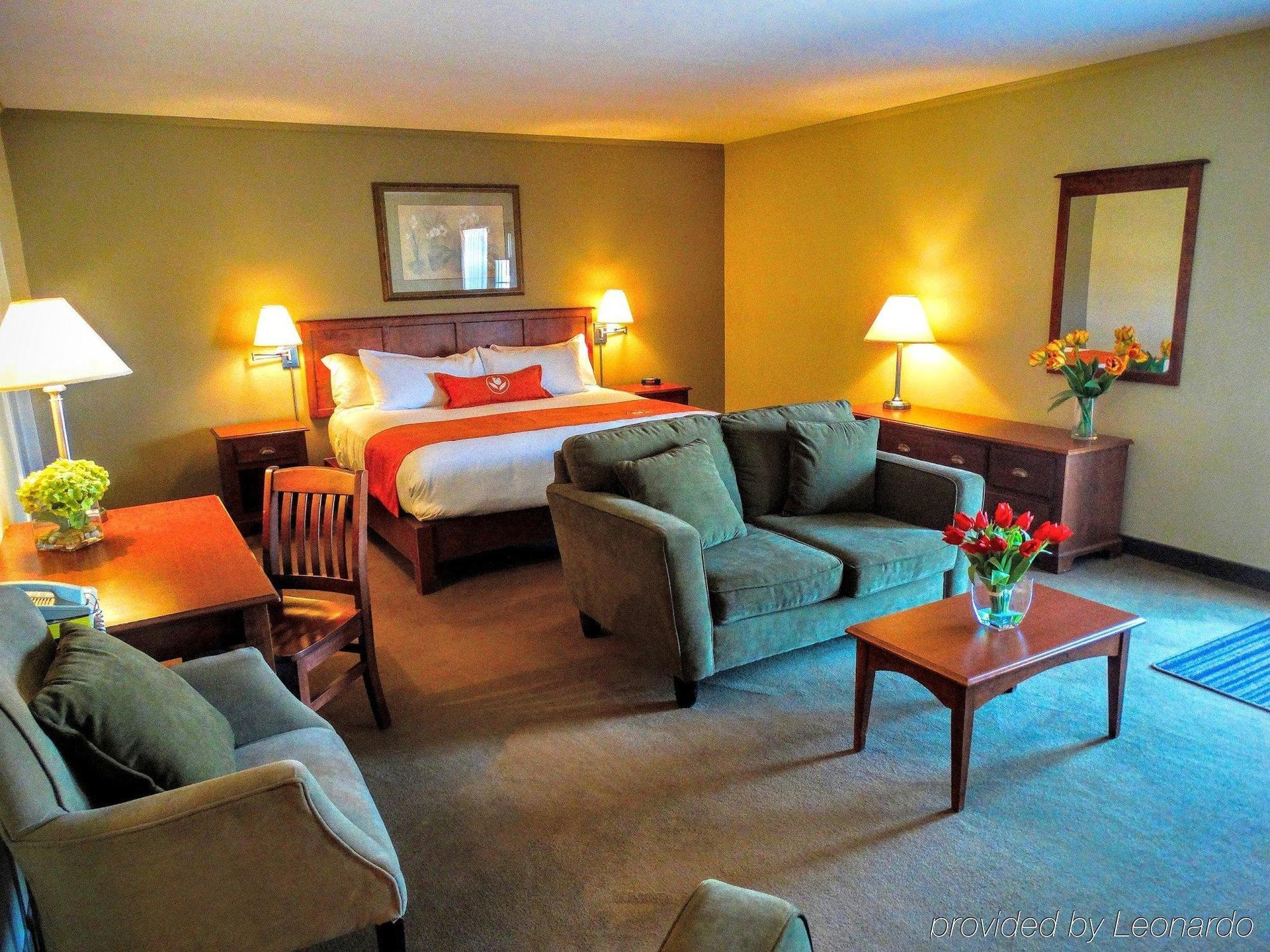 Amsterdam Inn & Suites Moncton Exteriör bild