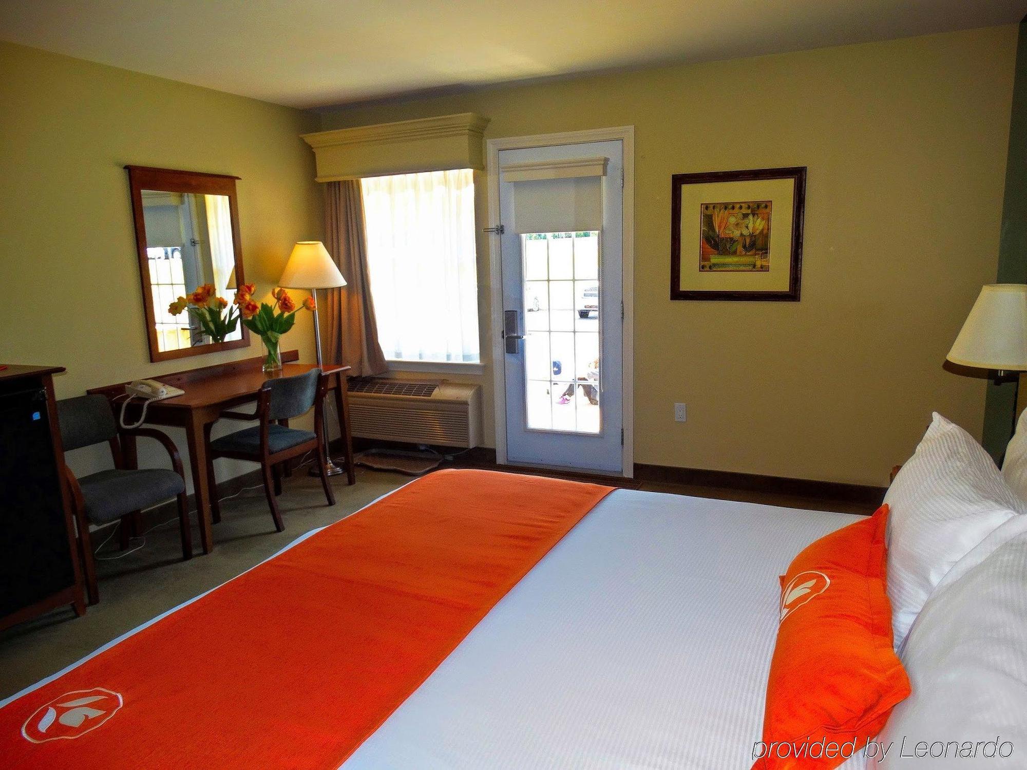 Amsterdam Inn & Suites Moncton Exteriör bild