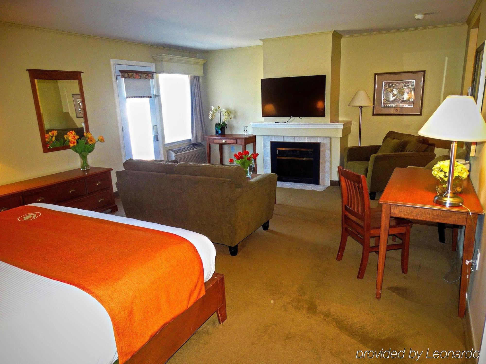 Amsterdam Inn & Suites Moncton Exteriör bild