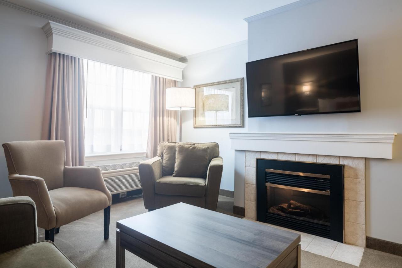 Amsterdam Inn & Suites Moncton Exteriör bild